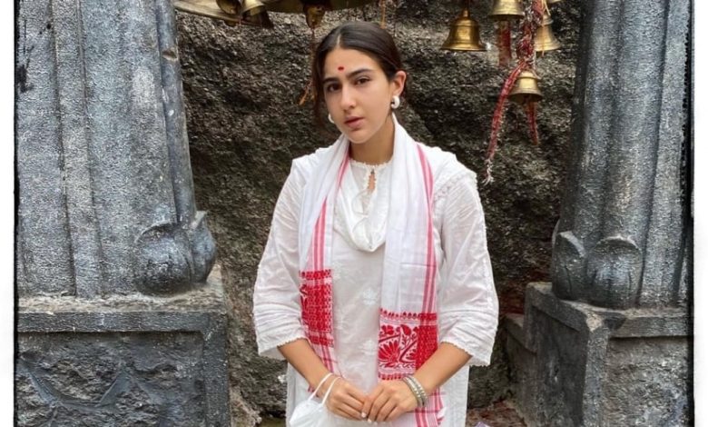 Sara Ali Khan visiting Kamakhya temple