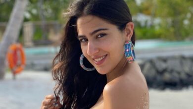 ব্ৰিটেইনৰ ৰাজপথত কি কৰিছে ছাৰা আলী খানে? ছাৰাৰ প্লেটৰ সুস্বাদু খাদ্য দেখি মুখৰ পানী পৰিব আপোনাৰ...