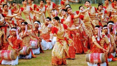 প্ৰখৰ ৰ’দকো নেওচি সৰুসজাই ষ্টেডিয়ামত বৰ বিহুৰ চূড়ান্ত আখৰা।